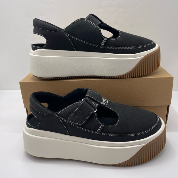 UGG Shoes - UGG
W / 1167500
W EZ-DUZZIT T-STRAP Ez-Duzzit Platform T-Strap Sneaker Black